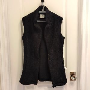 Women's Dudley Stephens black fleece vest size M